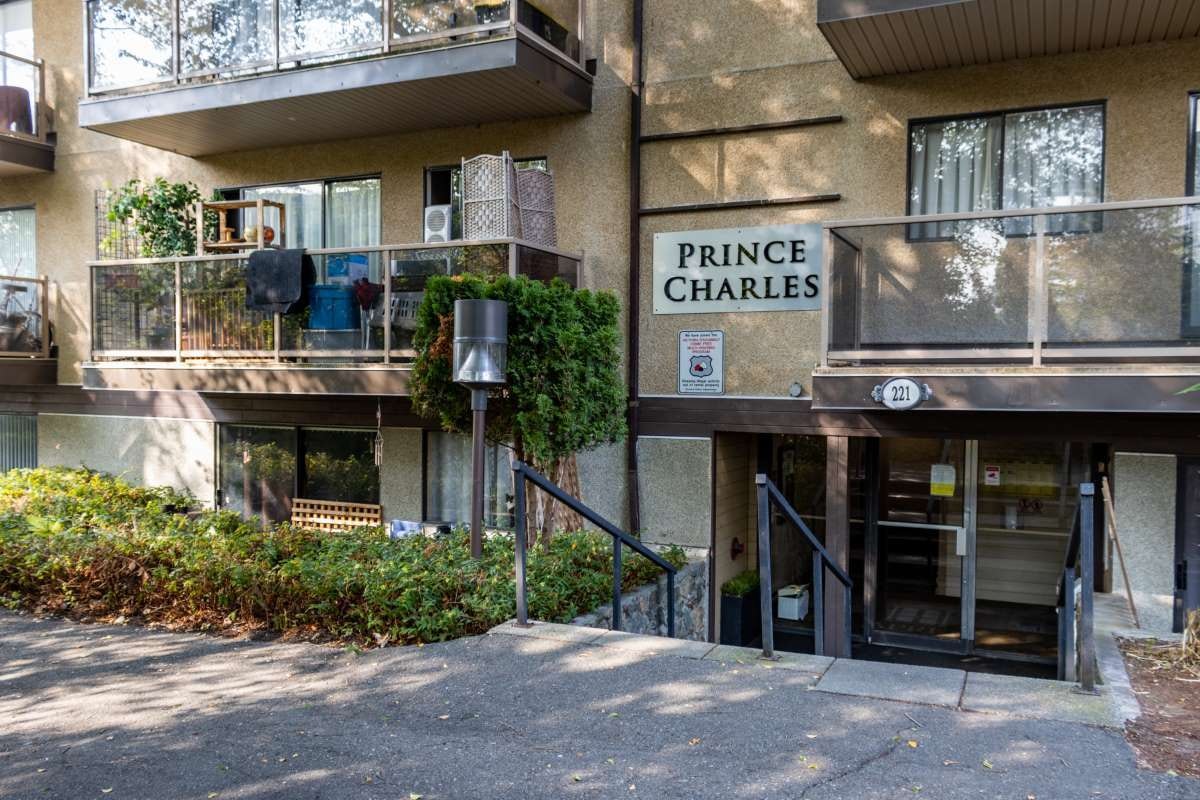 243 East Gorge Road, Victoria, BC, V9A 1L1 - 9