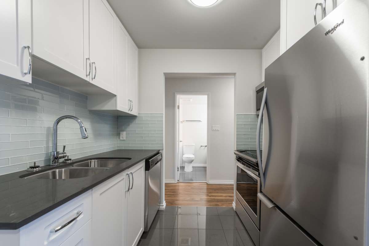 3220 Quadra Street, Saanich, BC, V8X 1G4 - 5