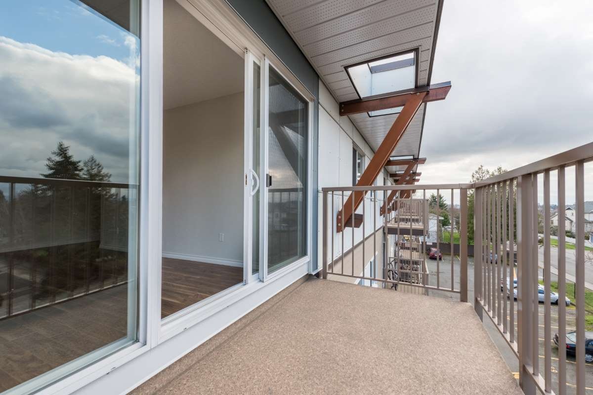 3220 Quadra Street, Saanich, BC, V8X 1G4 - 10