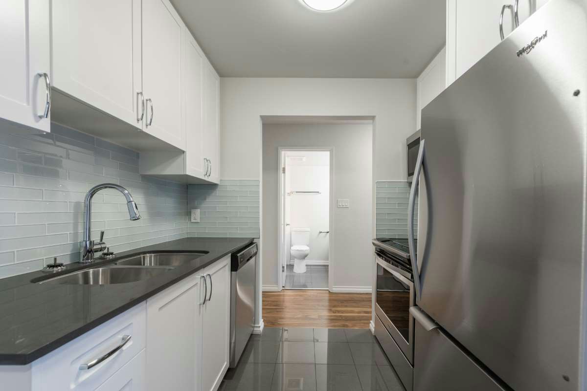 3220 Quadra Street, Saanich, BC, V8X 1G4 - 2