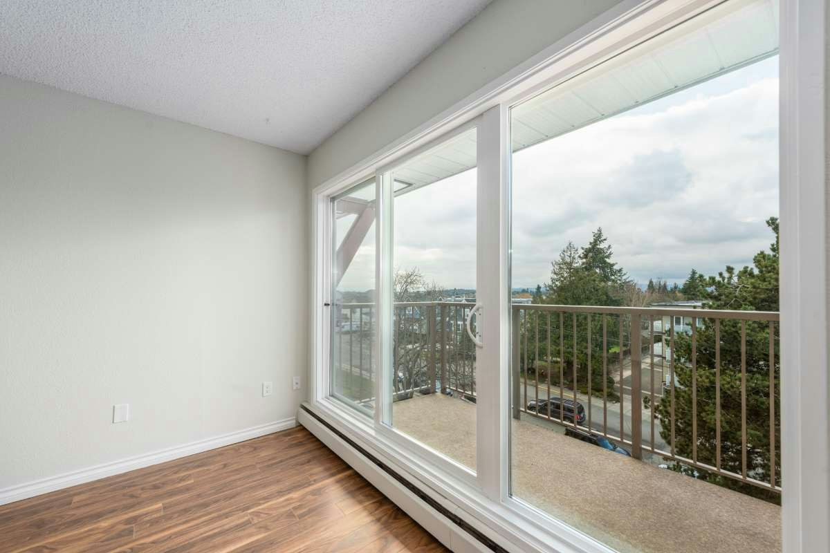 3220 Quadra Street, Saanich, BC, V8X 1G4 - 6