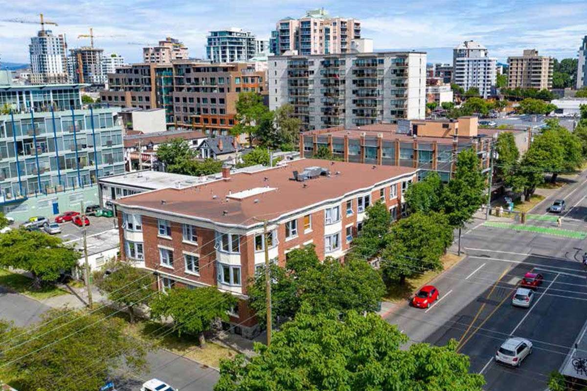 1030 Cook Street, Victoria, BC, V8V 3Z8 - 3