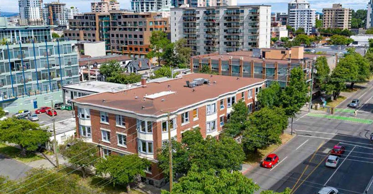 1030 Cook Street, Victoria, BC, V8V 3Z8 - 3