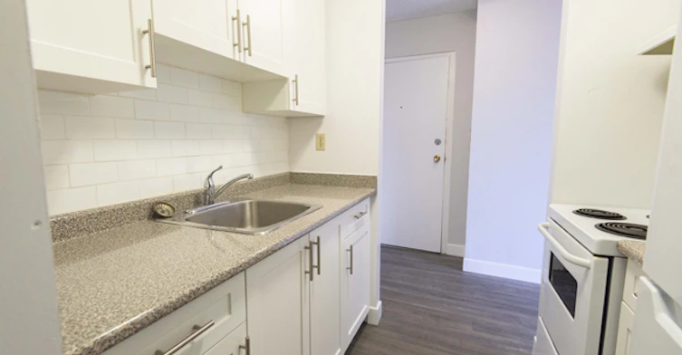 1039 View Street, Victoria, BC, V8V 4V6 - 5