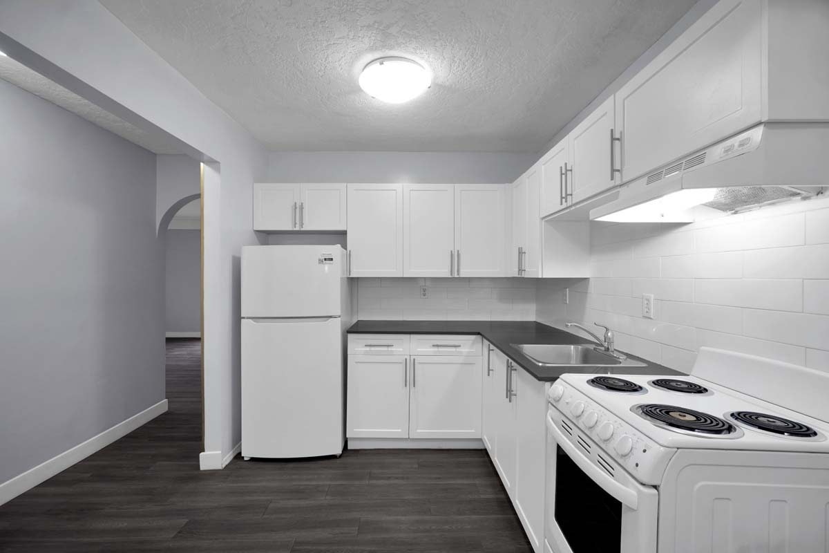 790 Dominion Road, Victoria, BC, V9A 4E7 - 4