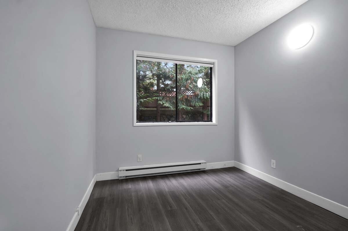 790 Dominion Road, Victoria, BC, V9A 4E7 - 8