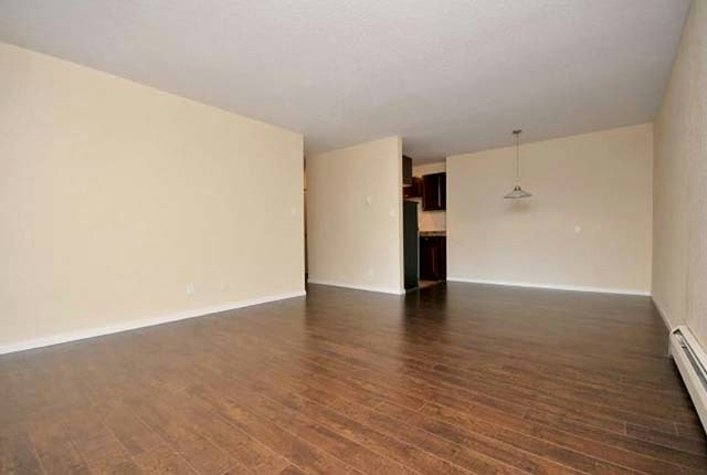 955 Humboldt Street, Victoria, BC, V8V 2Z9 - 8