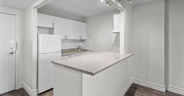 5221 Dr Alfred Waddell Street, Halifax, NS, B3K 5T8 - 7