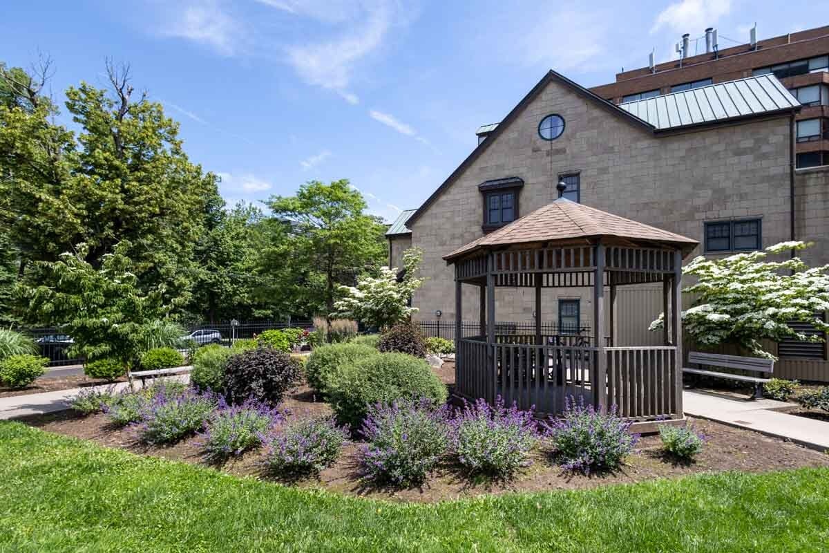 5770 Spring Garden Road, Halifax, NS, B3H 4J8 - 8