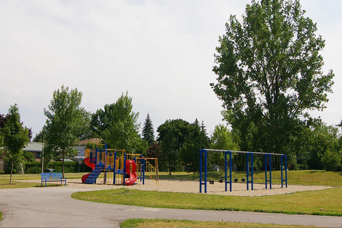 Balmoral Drive, Brampton, ON, L6T 1V3 - 3