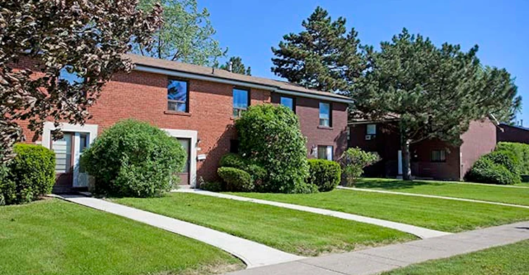 Balmoral Drive, Brampton, ON, L6T 1V3 - 4