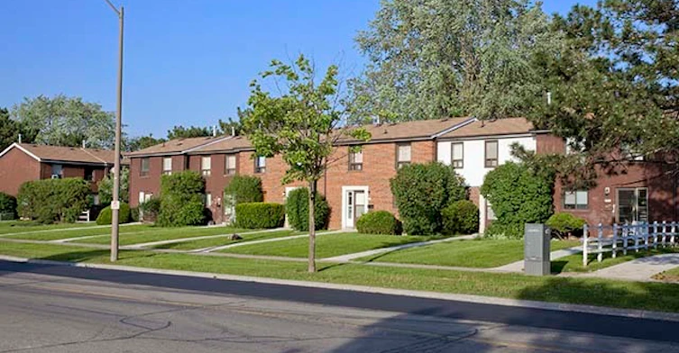 Balmoral Drive, Brampton, ON, L6T 1V3 - 6