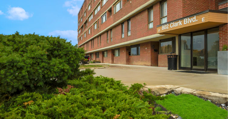 804 Clark Boulevard, Brampton, ON, L6T 2E8 - 11