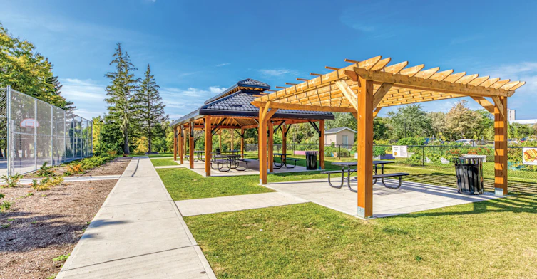 3 Knightsbridge Road, Brampton, ON, L6T 3X3 - 6