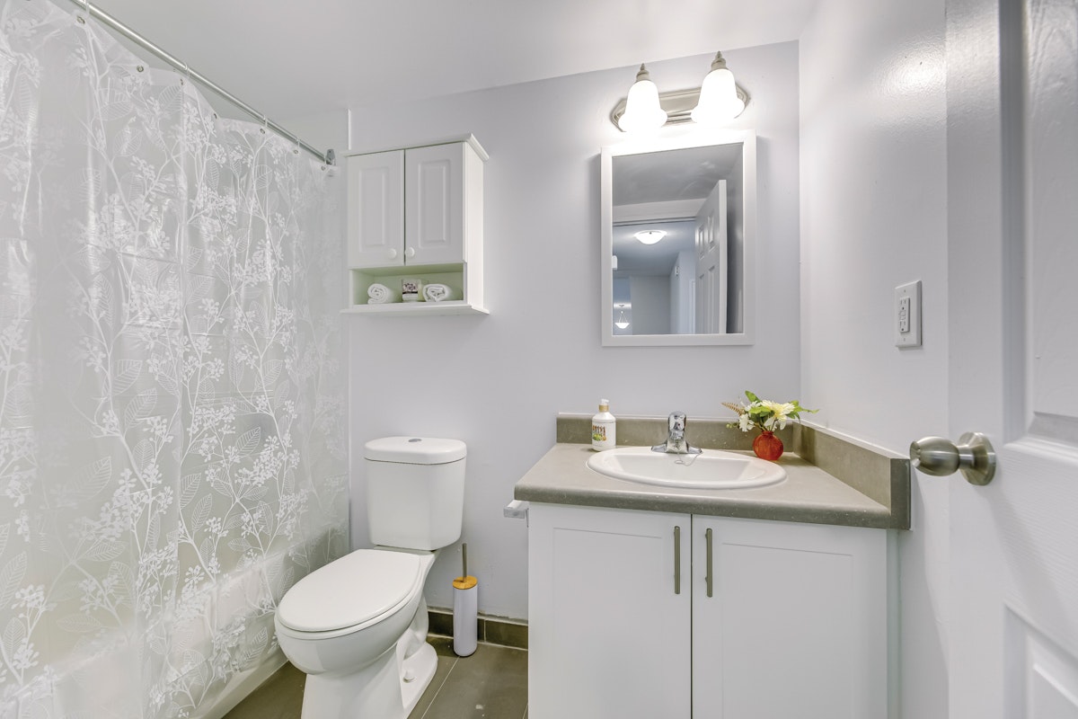 3 Knightsbridge Road, Brampton, ON, L6T 3X3 - 10