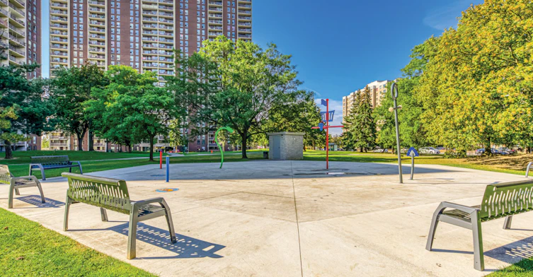 3 Knightsbridge Road, Brampton, ON, L6T 3X3 - 14