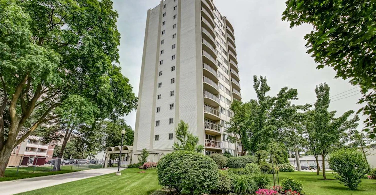 511 Guelph Line, Burlington, ON, L7R 3M3