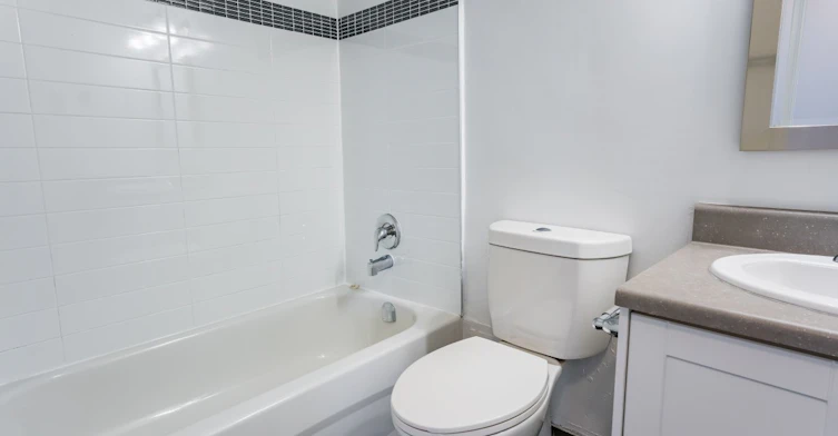 10 Blackfriar Avenue, Toronto, ON, M9R 3S4 - 11