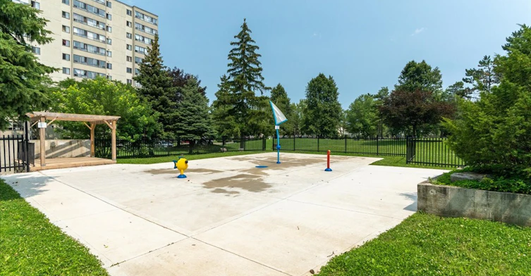 95 Fiddlers Green Road, London, ON, N6H 4T1 - 9
