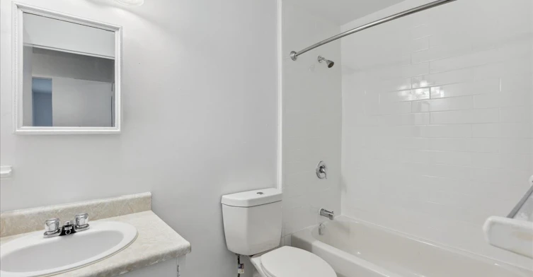 780 Viscount Road, London, ON, N6J 3T3 - 8