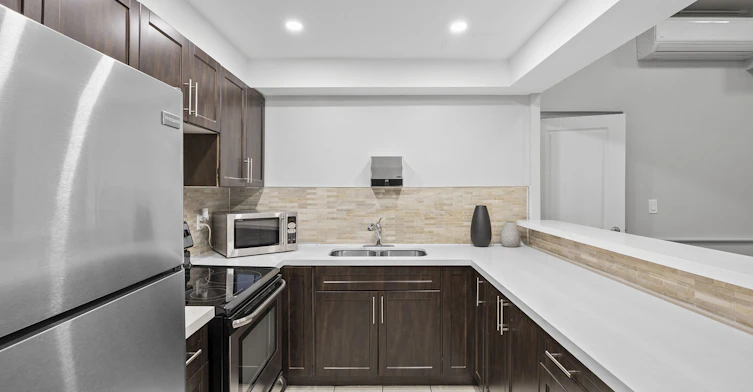 1055 Bloor Street, Mississauga, ON, L4Y 2N5 - 15