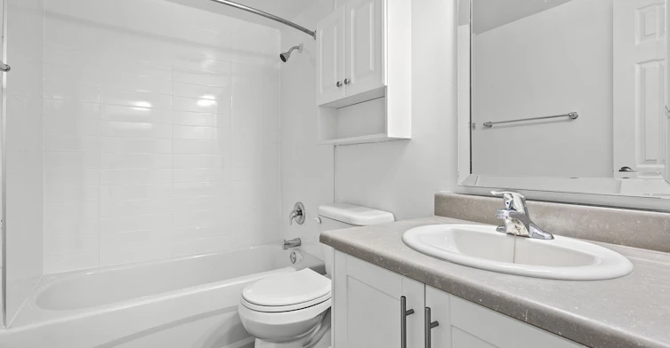 1055 Bloor Street, Mississauga, ON, L4Y 2N5 - 13