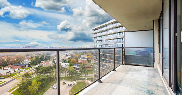 1055 Bloor Street, Mississauga, ON, L4Y 2N5 - 8
