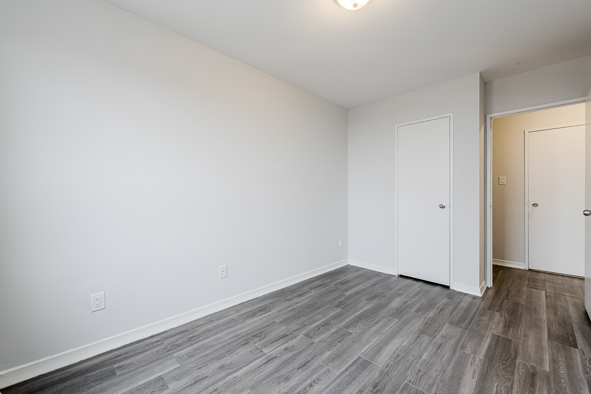 3425 Morning Star Drive, Mississauga, ON, L4T 1X9 - 11