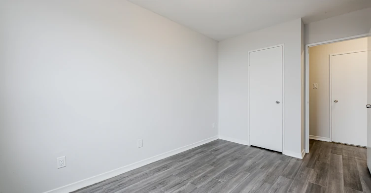 3425 Morning Star Drive, Mississauga, ON, L4T 1X9 - 11