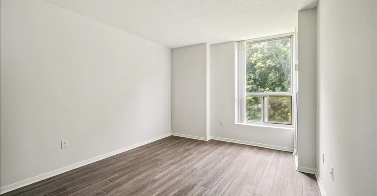 2121 Rathburn Road East, Mississauga, ON, L4W 2X3 - 9