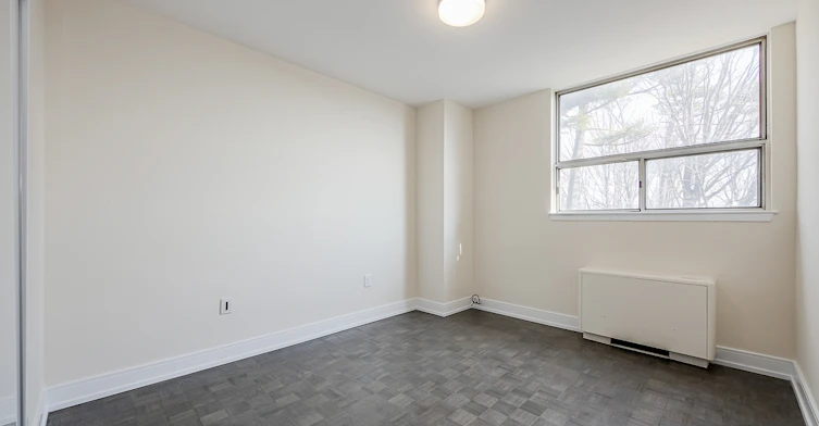 44 Stubbs Drive, Toronto, ON, M2L 2R3 - 10