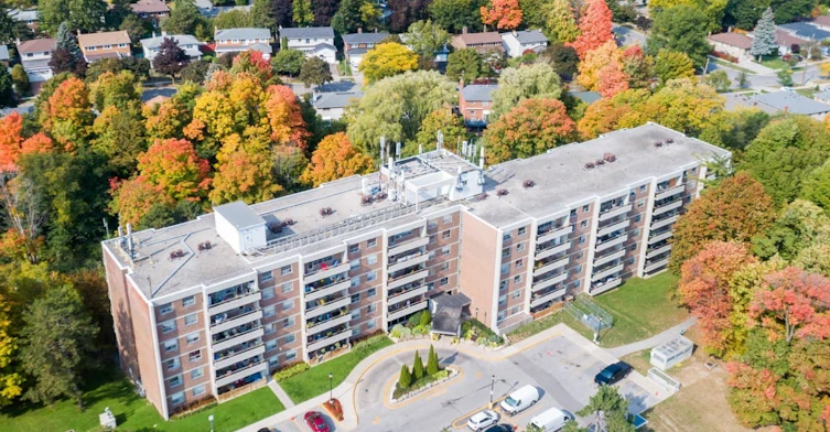 44 Stubbs Drive, Toronto, ON, M2L 2R3