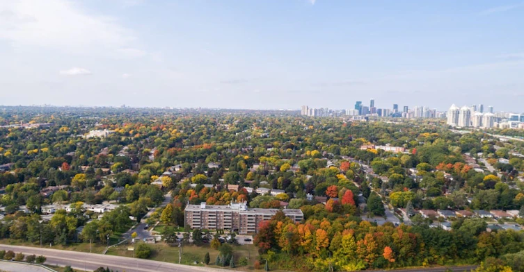 44 Stubbs Drive, Toronto, ON, M2L 2R3 - 5