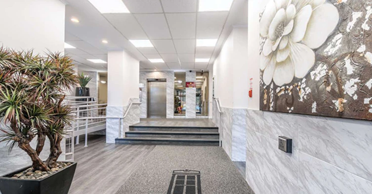 1297 Marlborough Court, Oakville, ON, L6H 2R7 - 9
