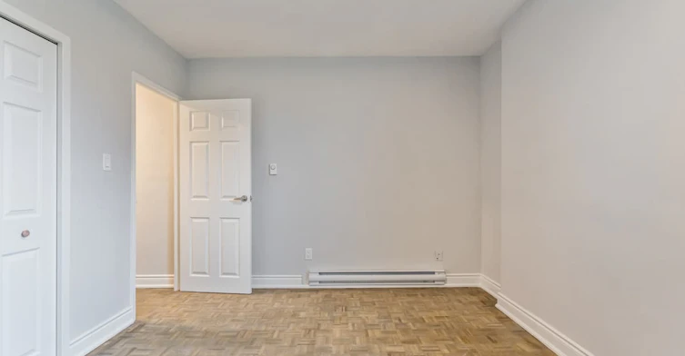 140 Nonquon Road, Oshawa, ON, L1G 3S5 - 8