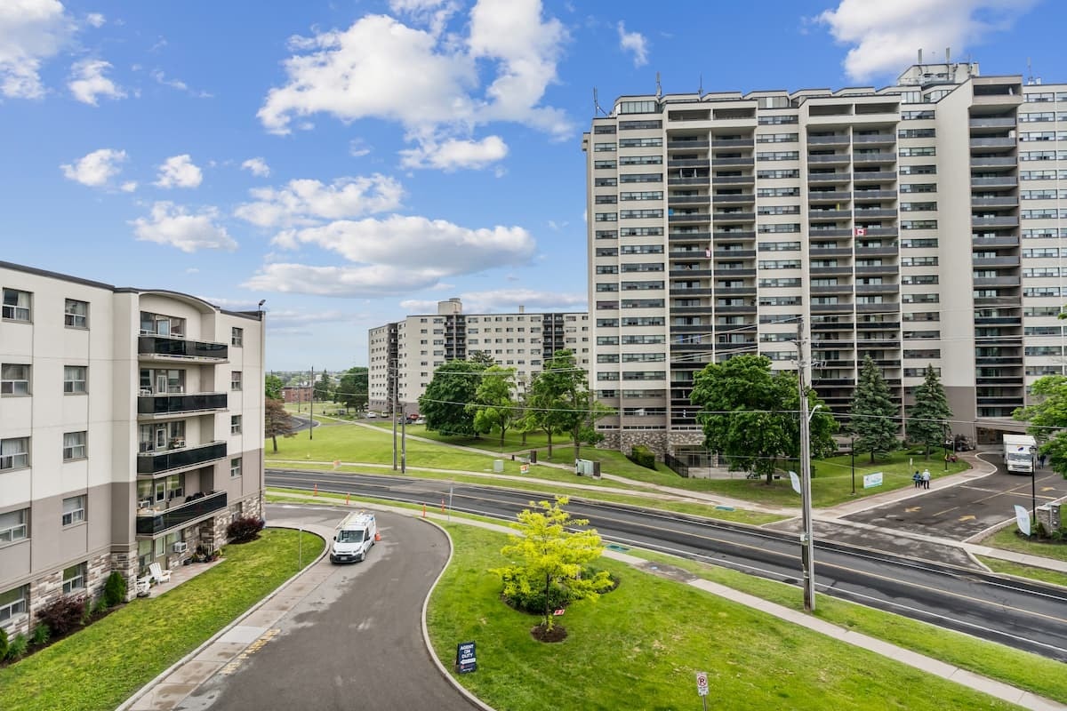 140 Nonquon Road, Oshawa, ON, L1G 3S5 - 4