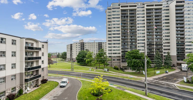 140 Nonquon Road, Oshawa, ON, L1G 3S5 - 4
