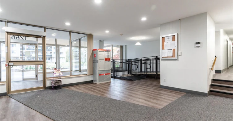 1266 Pentland Street, Oshawa, ON, L1G 3T1 - 3
