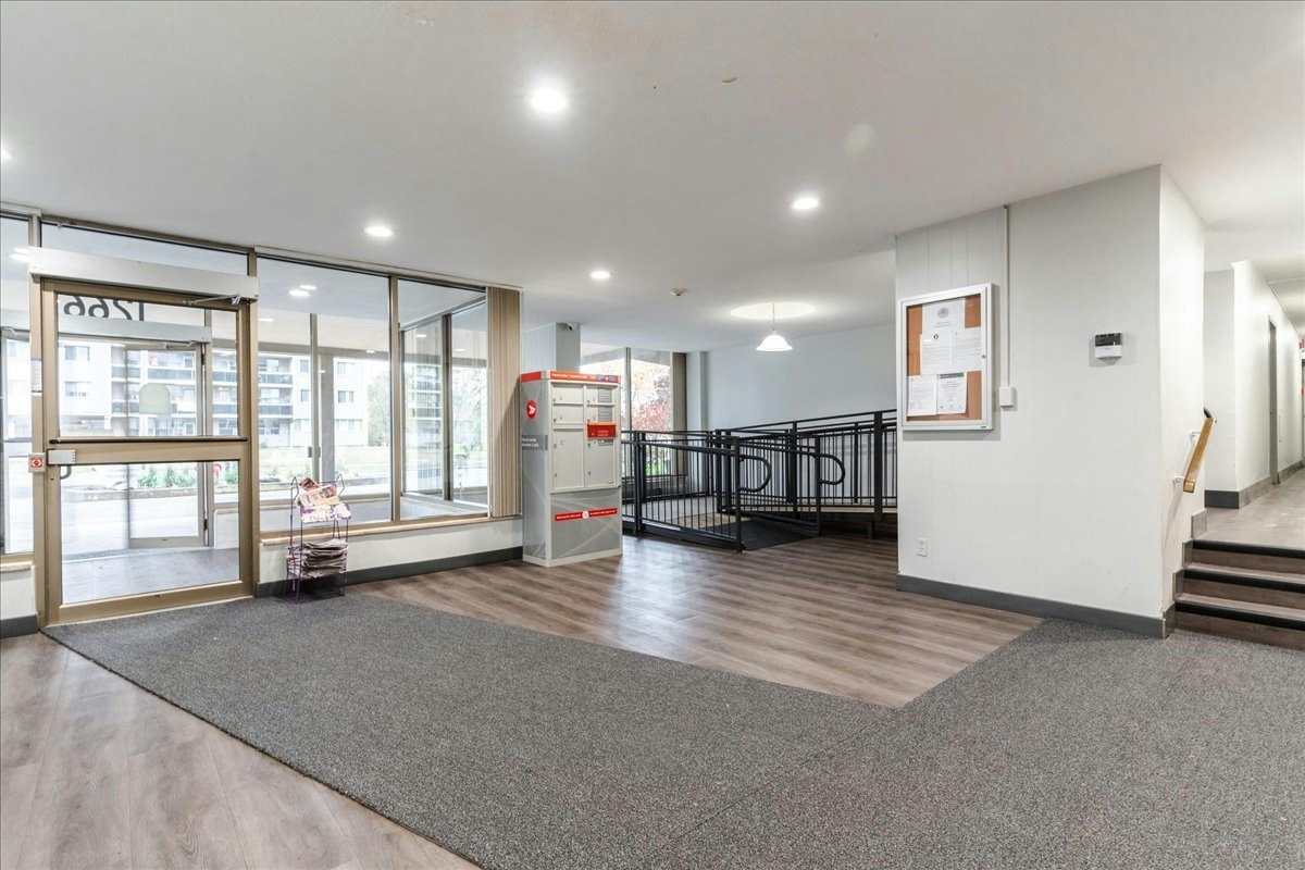 1266 Pentland Street, Oshawa, ON, L1G 3T1 - 3