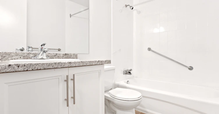 2628 Hunter's Point Crescent, Ottawa, ON, K1T 1X3 - 8