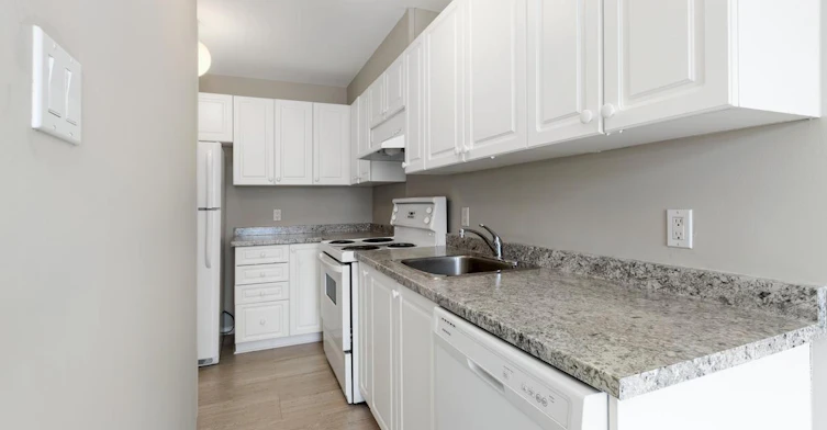 Hathaway Drive, Ottawa, ON, K2G 6S7 - 8
