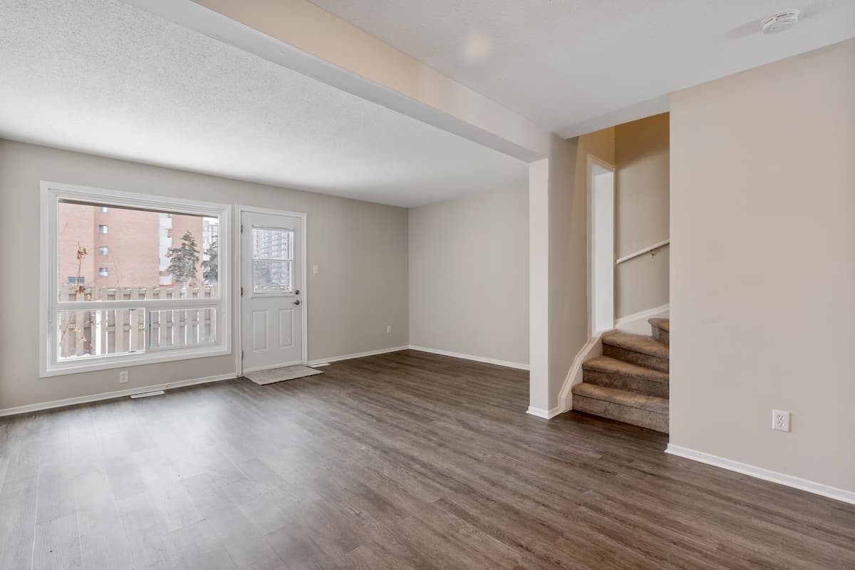 2601 Bridle Path Drive, Ottawa, ON, K1T 1X3 - 5