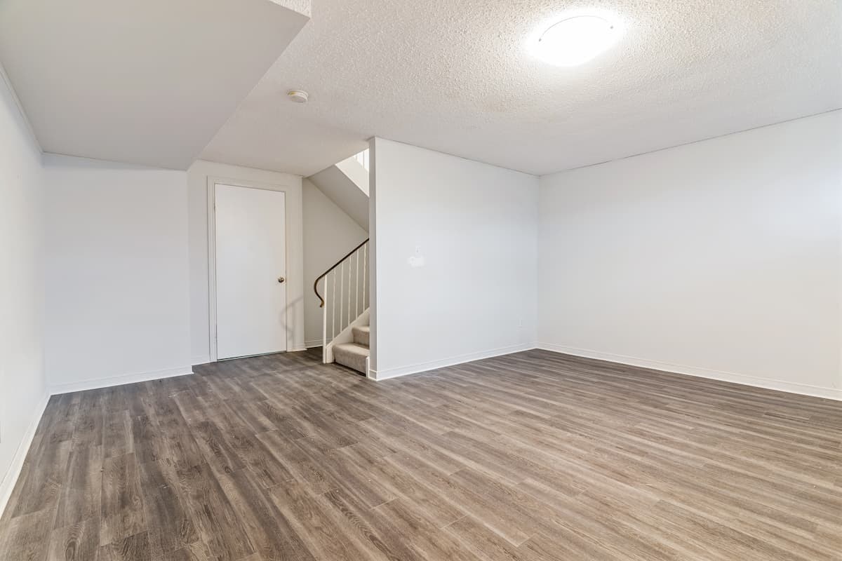 1273 Pontiac Court, Sarnia, ON, N7S 4M9 - 11