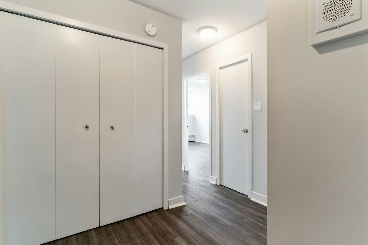 1050 Markham Road, Toronto, ON, M1H 2Y7 - 10