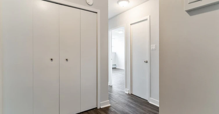 1050 Markham Road, Toronto, ON, M1H 2Y7 - 10