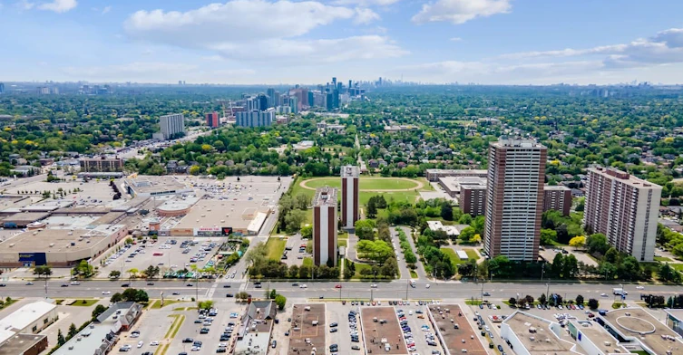 5 Tangreen Court, Vaughan, ON, M2M 3Z1 - 6