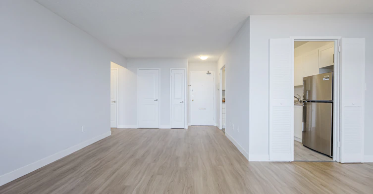 5 Tangreen Court, Vaughan, ON, M2M 3Z1 - 9