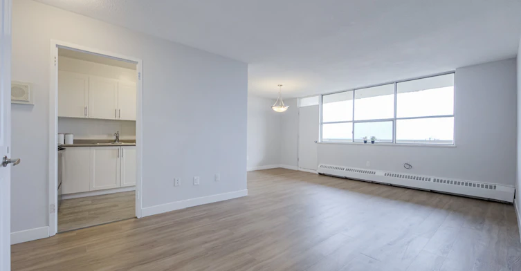 5 Tangreen Court, Vaughan, ON, M2M 3Z1 - 8