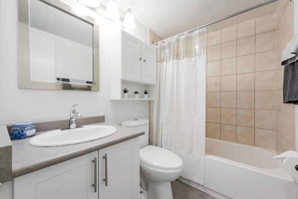 15 Tangreen Court, Vaughan, ON, M2M 3Z1 - 11