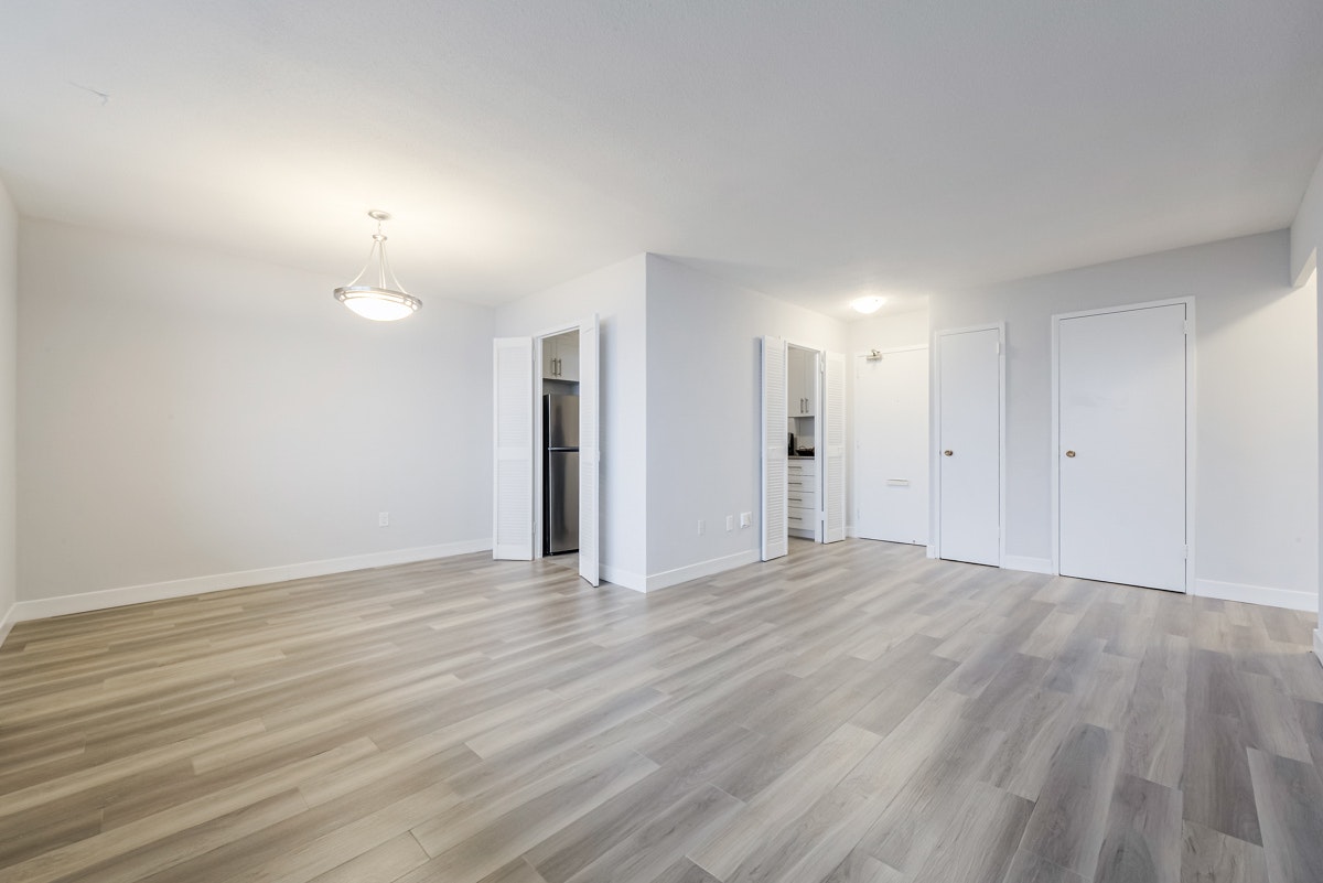15 Tangreen Court, Vaughan, ON, M2M 3Z1 - 10